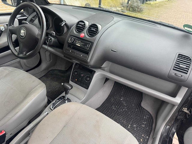 Seat arosa 1.4i stella automaat 37-ht-tf - afbeelding 10 van  12