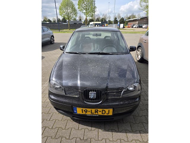 Seat arosa met kenteken 19-lr-dj - afbeelding 4 van  9