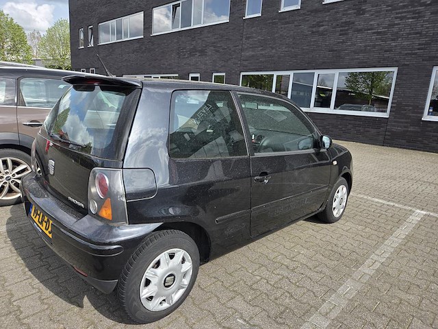 Seat arosa met kenteken 19-lr-dj - afbeelding 5 van  9