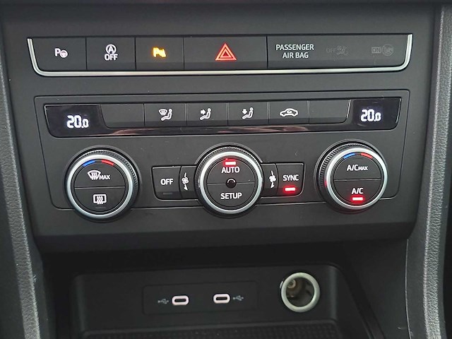 Seat ateca 2.0 tdi style business intense | n-219-vf - afbeelding 10 van  14