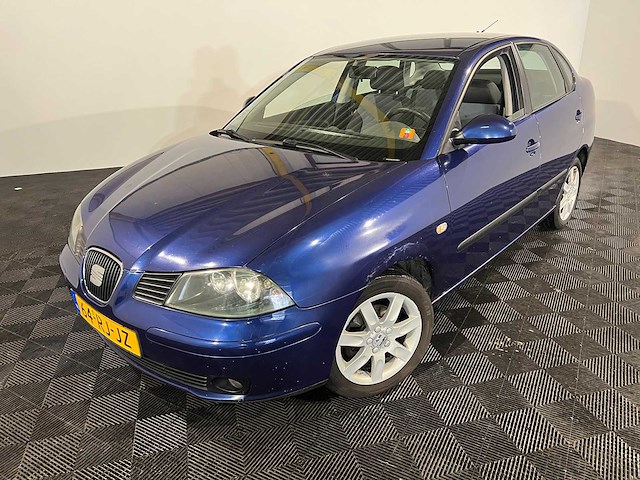 Seat cordoba 1.9 tdi signo, 64-rj-jz - afbeelding 1 van  19