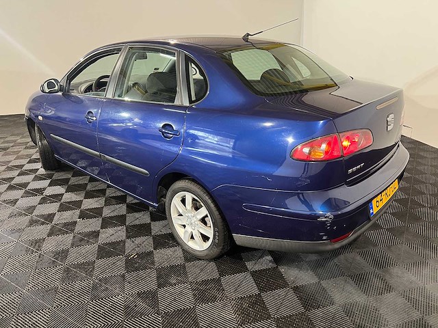 Seat cordoba 1.9 tdi signo, 64-rj-jz - afbeelding 12 van  19