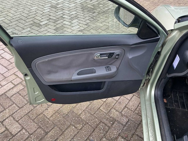 Seat cordoba 83-sr-kn - afbeelding 13 van  24