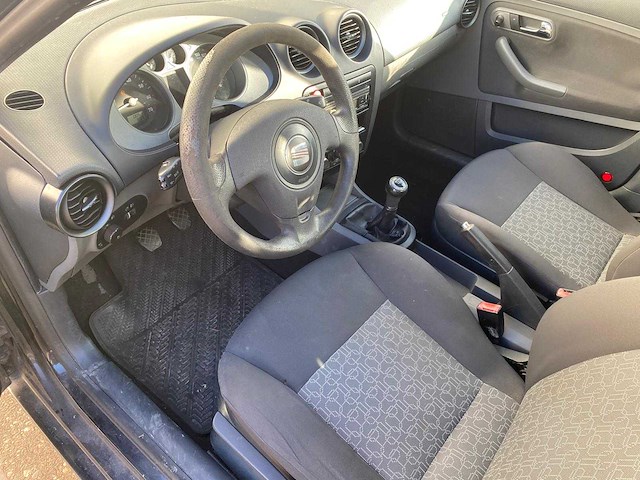 Seat ibiza 1.2-12v trendstyle 37-zj-vt - afbeelding 14 van  14