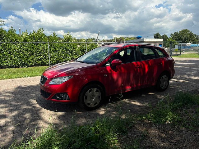 Seat ibiza 1.2 tsi sport | 06-88-95 i - afbeelding 1 van  14