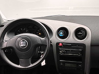Seat ibiza 1.4-16v signo 2002 | 74-js-dl - afbeelding 30 van  36