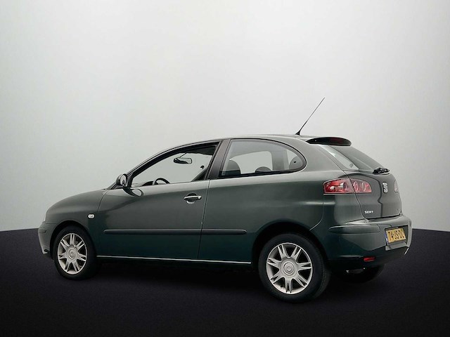 Seat ibiza 1.4-16v signo 2002 | 74-js-dl - afbeelding 6 van  36