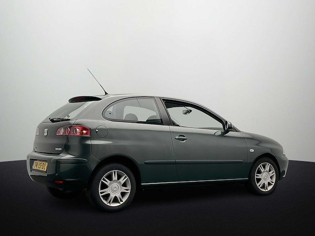 Seat ibiza 1.4-16v signo 2002 | 74-js-dl - afbeelding 9 van  36