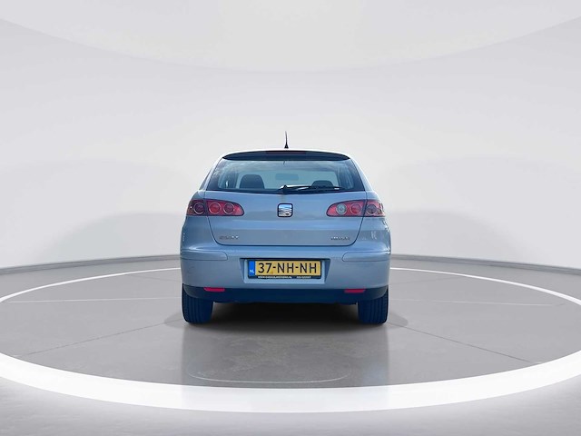 Seat ibiza 1.4-16v sport 2003 | 37-nh-nh - afbeelding 3 van  17
