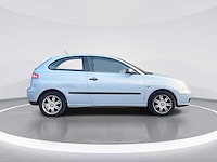 Seat ibiza 1.4-16v sport 2003 | 37-nh-nh - afbeelding 9 van  17