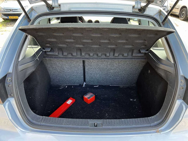 Seat ibiza 1.4-16v sport 2003 | 37-nh-nh - afbeelding 13 van  23