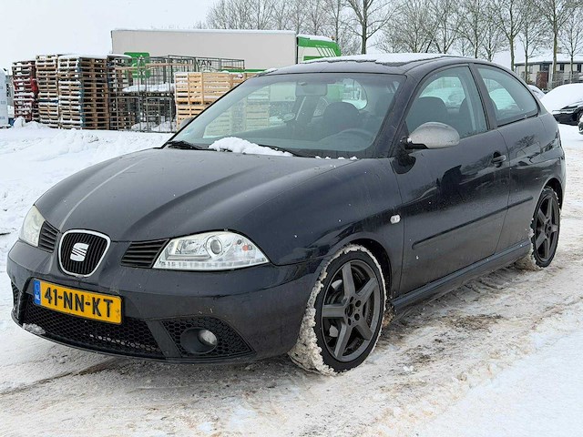 Seat ibiza 1.4-16v sport 2004 | 41-nn-kt iaw - afbeelding 1 van  9