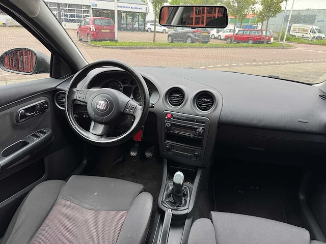 Seat ibiza 1.4-16v sport, 33-sv-bj - afbeelding 2 van  15