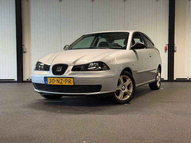 Seat ibiza 1.4-16v stella 2004 | 30-nz-pr - afbeelding 1 van  17