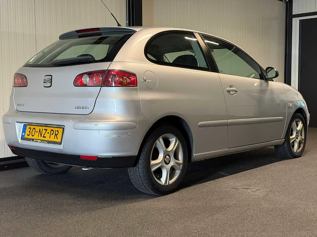 Seat ibiza 1.4-16v stella 2004 | 30-nz-pr - afbeelding 13 van  17