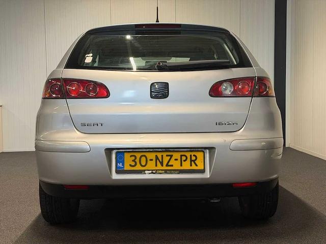 Seat ibiza 1.4-16v stella 2004 | 30-nz-pr - afbeelding 9 van  17