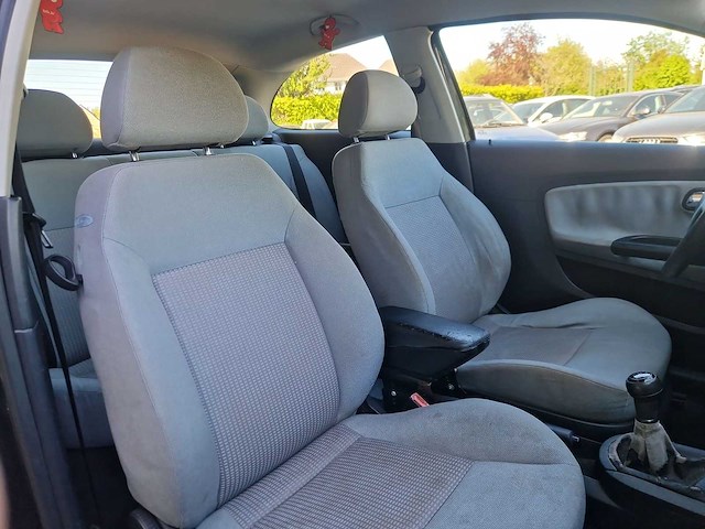 Seat ibiza 1.4-16v stella 2004 | 46-nn-nk - afbeelding 13 van  21