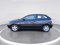Seat ibiza 1.4-16v stella 2004 | 46-nn-nk - afbeelding 19 van  21