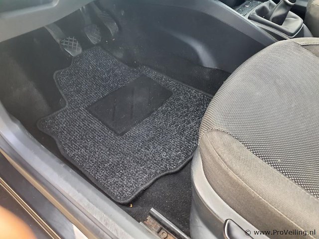 Seat ibiza 1.4 benzine | kenteken: l-883-rf - afbeelding 4 van  16