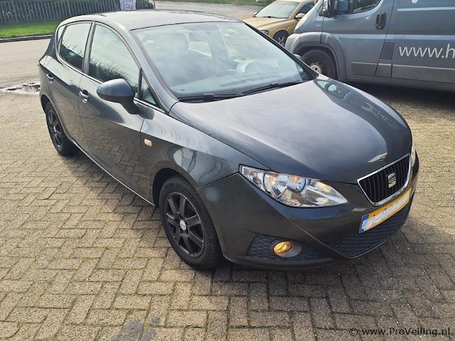 Seat ibiza 1.4 benzine | kenteken: l-883-rf - afbeelding 9 van  16