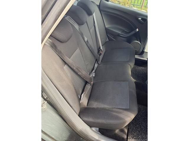 Seat ibiza 1.4 benzine | nieuwe apk - afbeelding 9 van  30