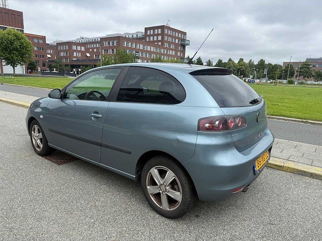 Seat ibiza 1.6-16v freestyle 2007 | 86-xg-jz i - afbeelding 3 van  8