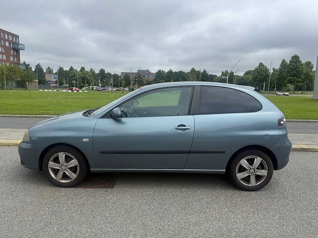 Seat ibiza 1.6-16v freestyle 2007 | 86-xg-jz i - afbeelding 5 van  8