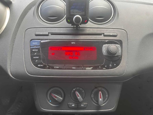 Seat ibiza 1.6 sport-up , 04-hxg-1 - afbeelding 3 van  15