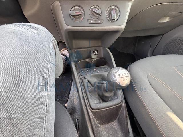 Seat ibiza 5p d 1 2 cr tdi reference dpf, 2010 - afbeelding 8 van  39