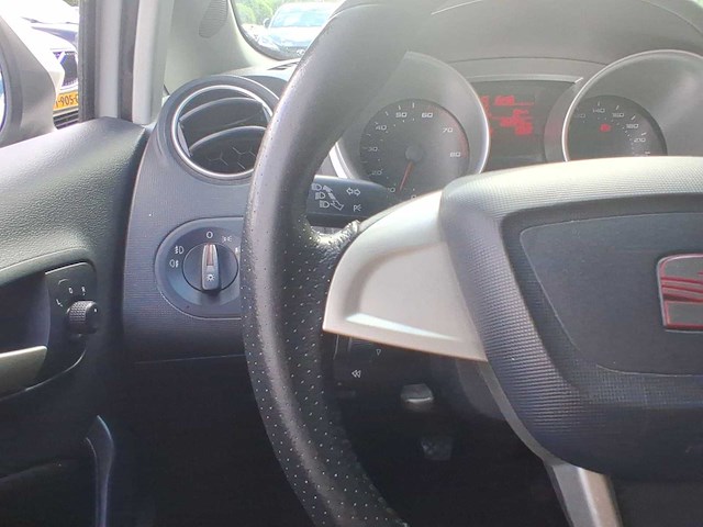 Seat ibiza sc 1.6 style 2009 | rt-149-b - afbeelding 2 van  35