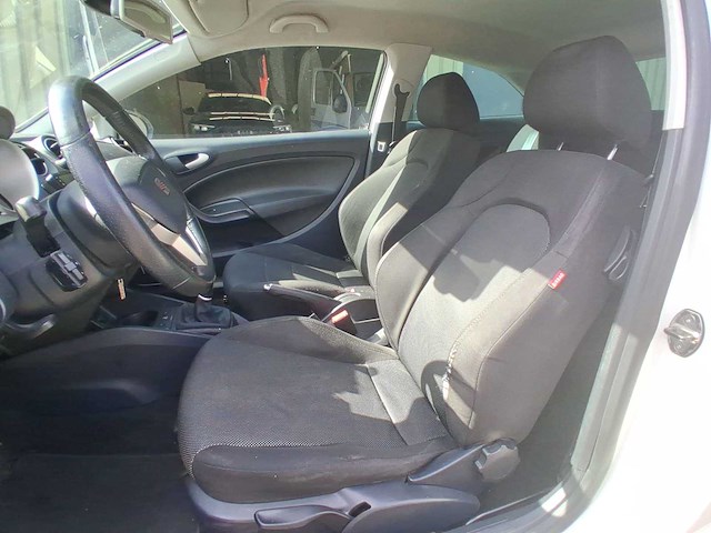 Seat ibiza sc 1.6 style 2009 | rt-149-b - afbeelding 23 van  35