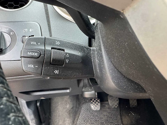 Seat ibiza sport sc 1.6 style jh-023-z - afbeelding 9 van  18