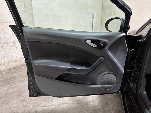 Seat ibiza st 1.2 tdi copa ecomotive 75pk 2012 (origineel-nl), 92-thz-7 - afbeelding 38 van  45