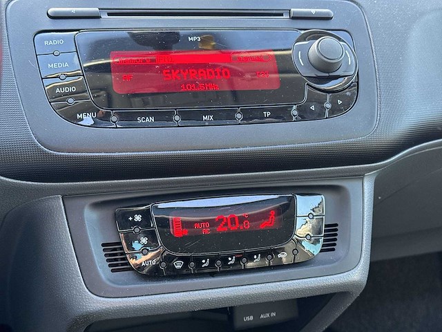 Seat ibiza st 1.2 tdi copa plus ecomotive 2011 | 43-spr-2 - afbeelding 25 van  26