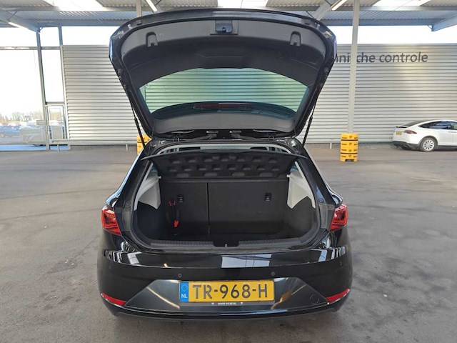 Seat leon 1.0 ecotsi style ; tr-968-h - afbeelding 11 van  12