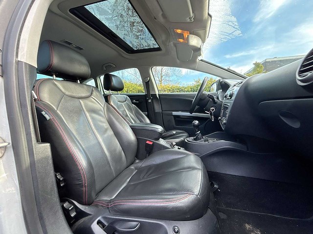 Seat leon 1.2 tsi ecomotive businessline copa 2011 | 12-rrj-3 - afbeelding 17 van  32