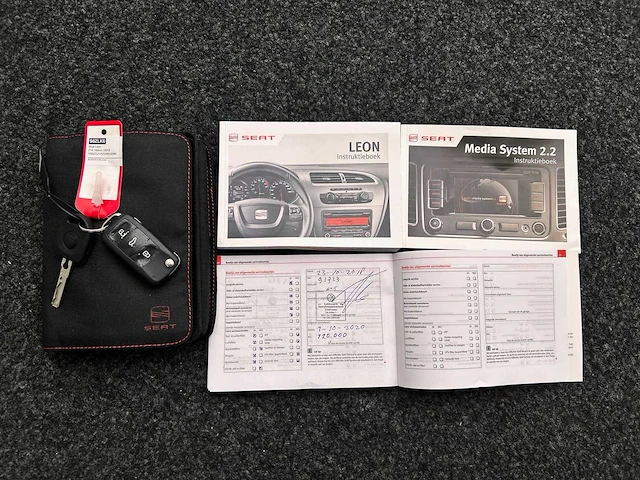 Seat leon 1.2 tsi ecomotive businessline copa 2013 | 98-zlk-6 - afbeelding 21 van  39