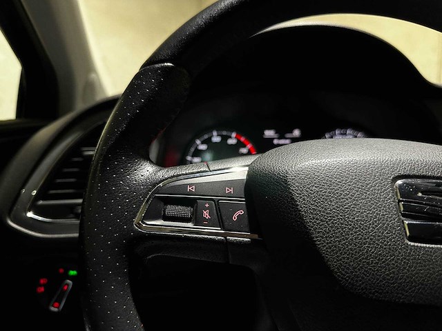 Seat leon 1.4 tsi style 121pk 2013, n-494-vv - afbeelding 37 van  39