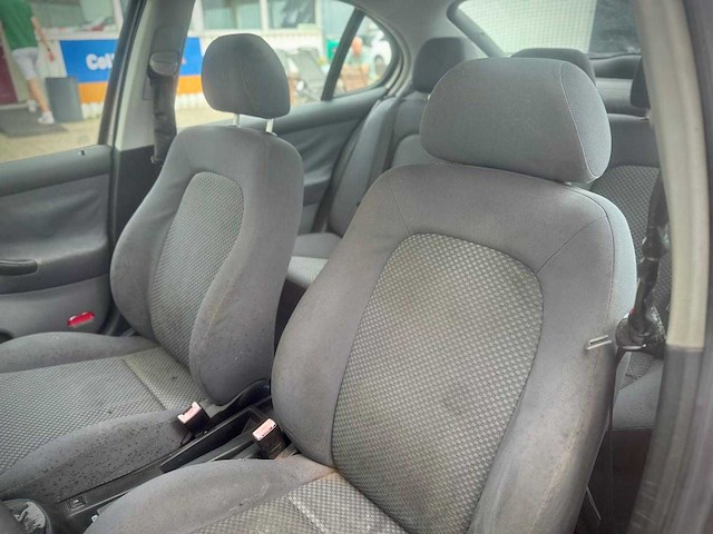 Seat leon 1.6 16v stella, 62-jz-pb - afbeelding 13 van  15