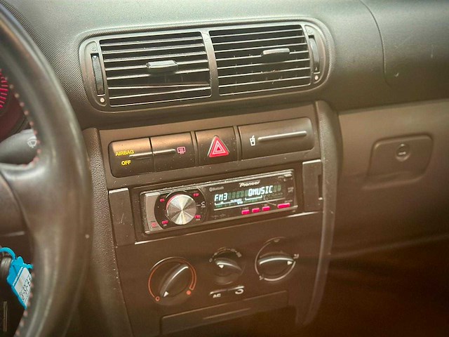 Seat leon 1.6 16v stella, 77-ls-rj - afbeelding 3 van  14