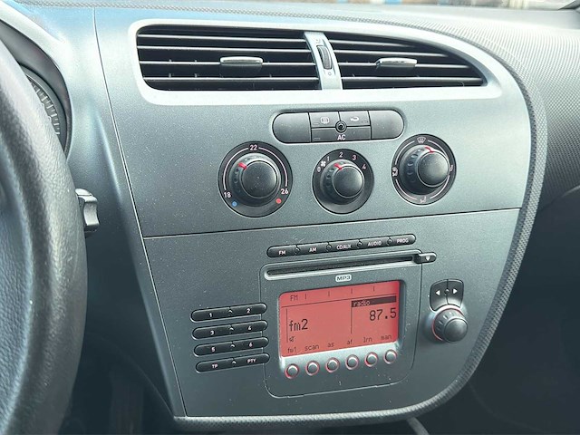 Seat leon 1.6 25 edition | 38-hsh-1 i - afbeelding 10 van  28