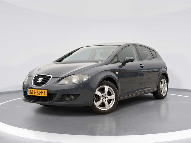Seat leon 1.6 25 edition | 38-hsh-1 i - afbeelding 1 van  28