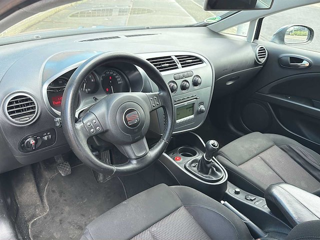 Seat leon 1.6 25 edition | 38-hsh-1 i - afbeelding 21 van  28
