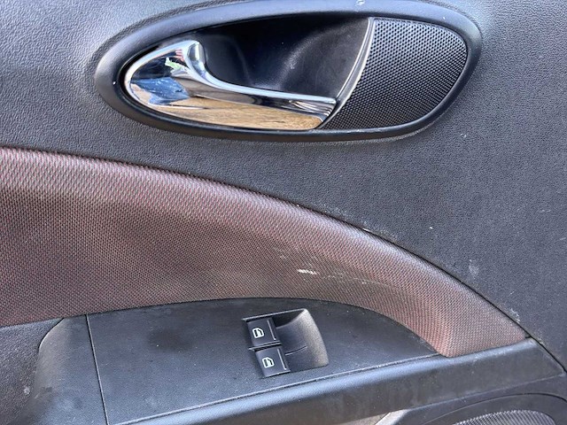 Seat leon 2.0 fsi reference | 65-sg-bg i - afbeelding 9 van  26