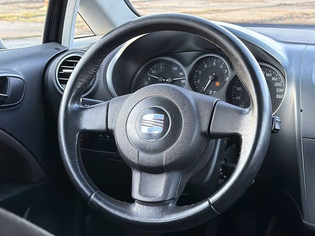 Seat leon 2.0 fsi reference | 65-sg-bg i - afbeelding 16 van  26