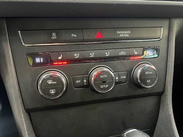 Seat leon 2.0 tdi style; 2-ksp-69 - afbeelding 5 van  16