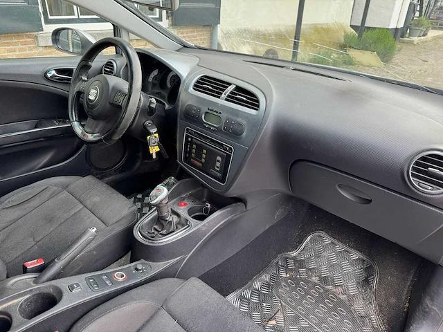 Seat leon 2.0 tfsi fr sport, 06-kbv-7 - afbeelding 2 van  27