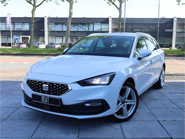 Seat leon sportstourer 1.4 tsi ehybrid phev 204pk automaat 2023 - afbeelding 1 van  38