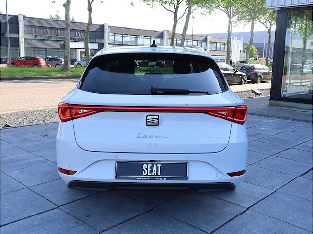 Seat leon sportstourer 1.4 tsi ehybrid phev 204pk automaat 2023 - afbeelding 33 van  38