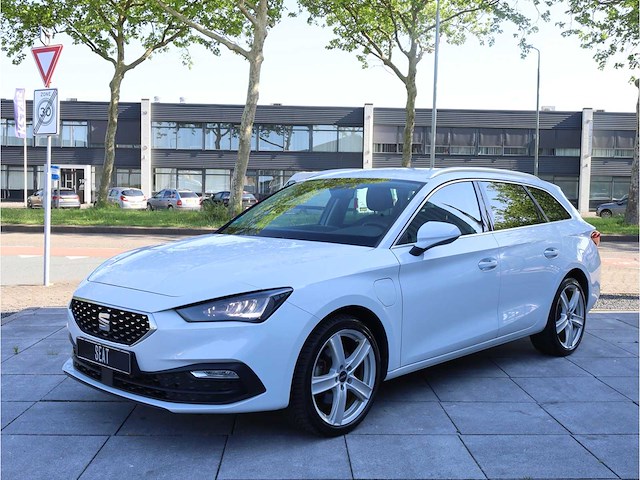 Seat leon sportstourer 1.4 tsi ehybrid phev 204pk automaat 2023 - afbeelding 38 van  38